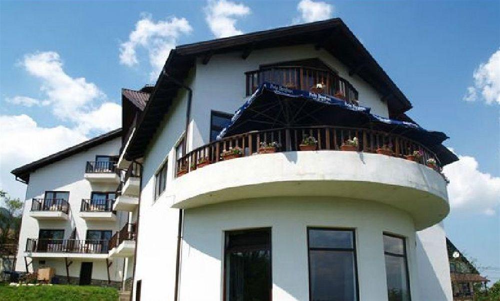Transylvanian Inn Törcsvár Kültér fotó