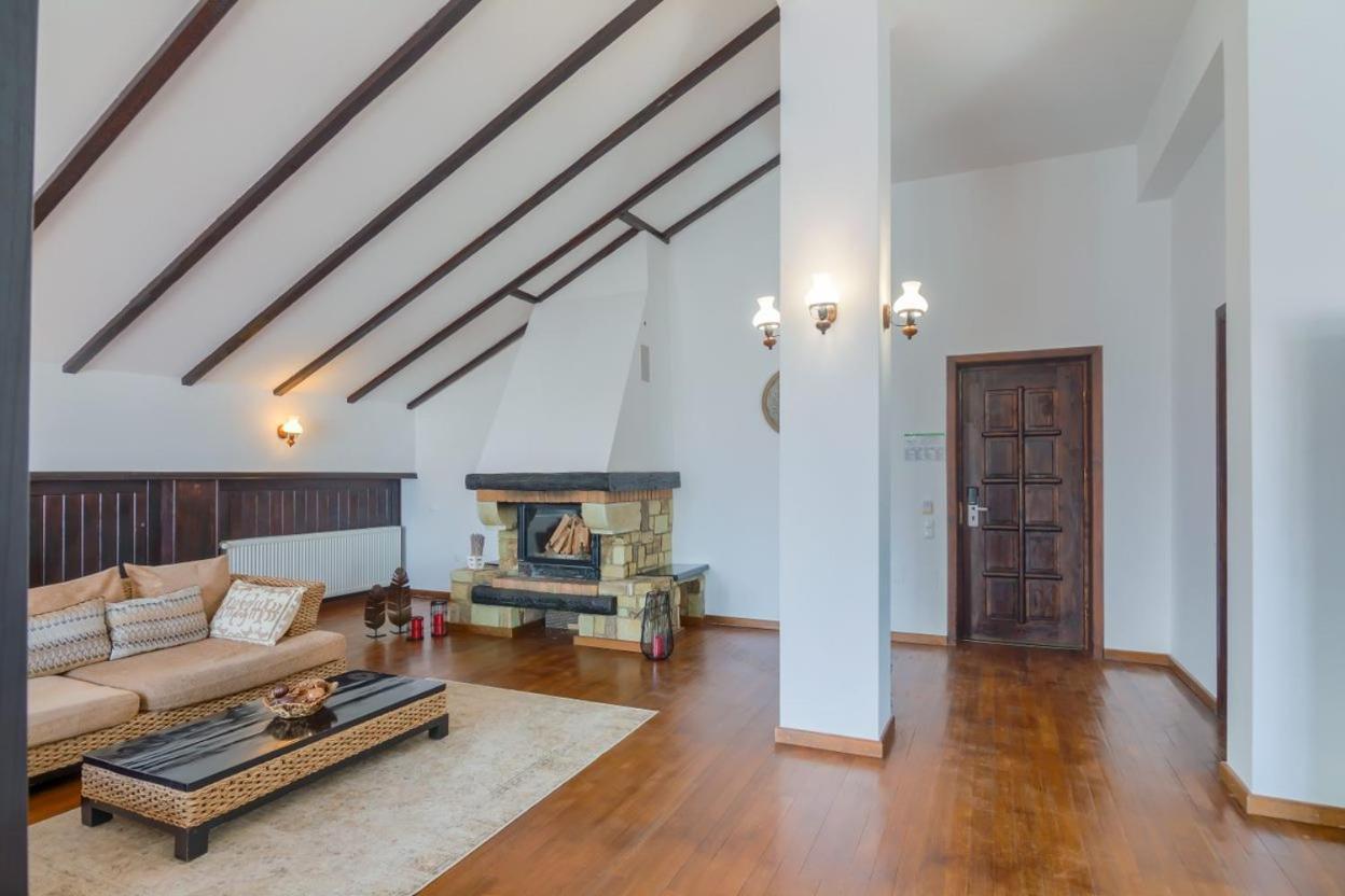 Transylvanian Inn Törcsvár Kültér fotó