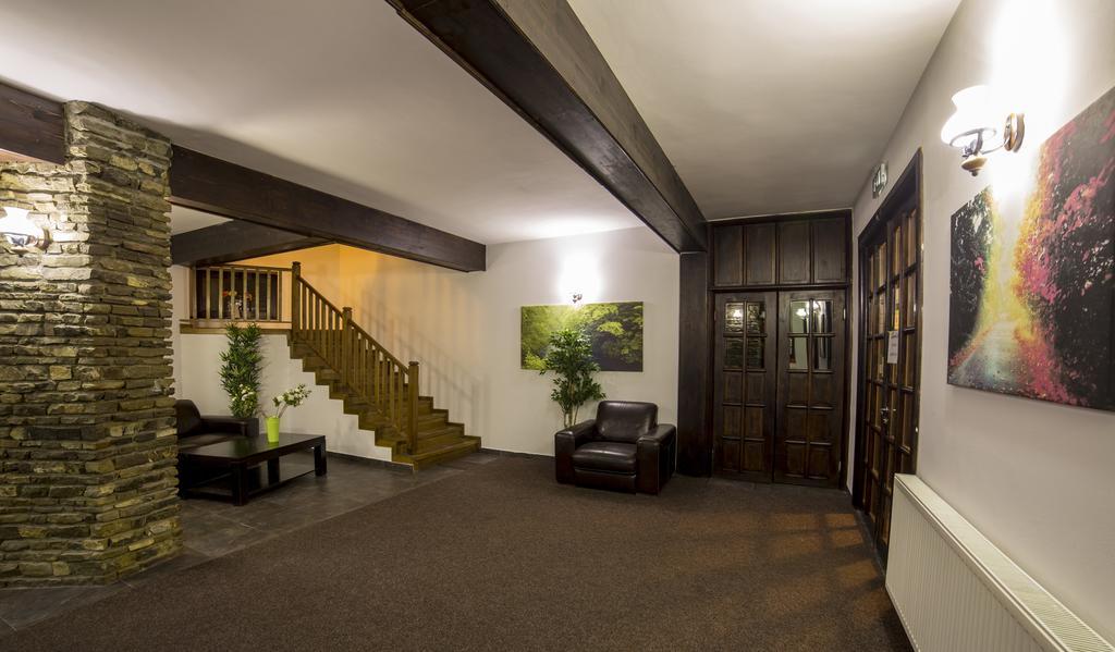 Transylvanian Inn Törcsvár Kültér fotó