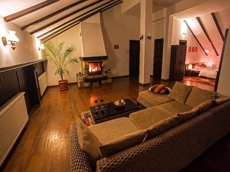 Transylvanian Inn Törcsvár Kültér fotó